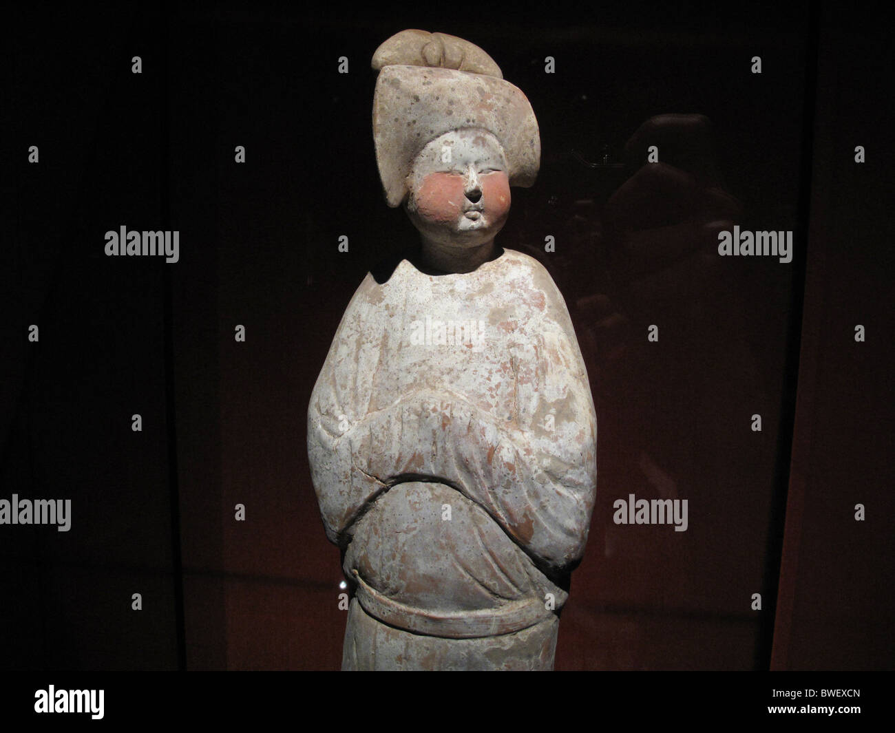 Lady, coloured pottery, Tang Dinasty, Shanghai Museum, CHINA. Stock Photo