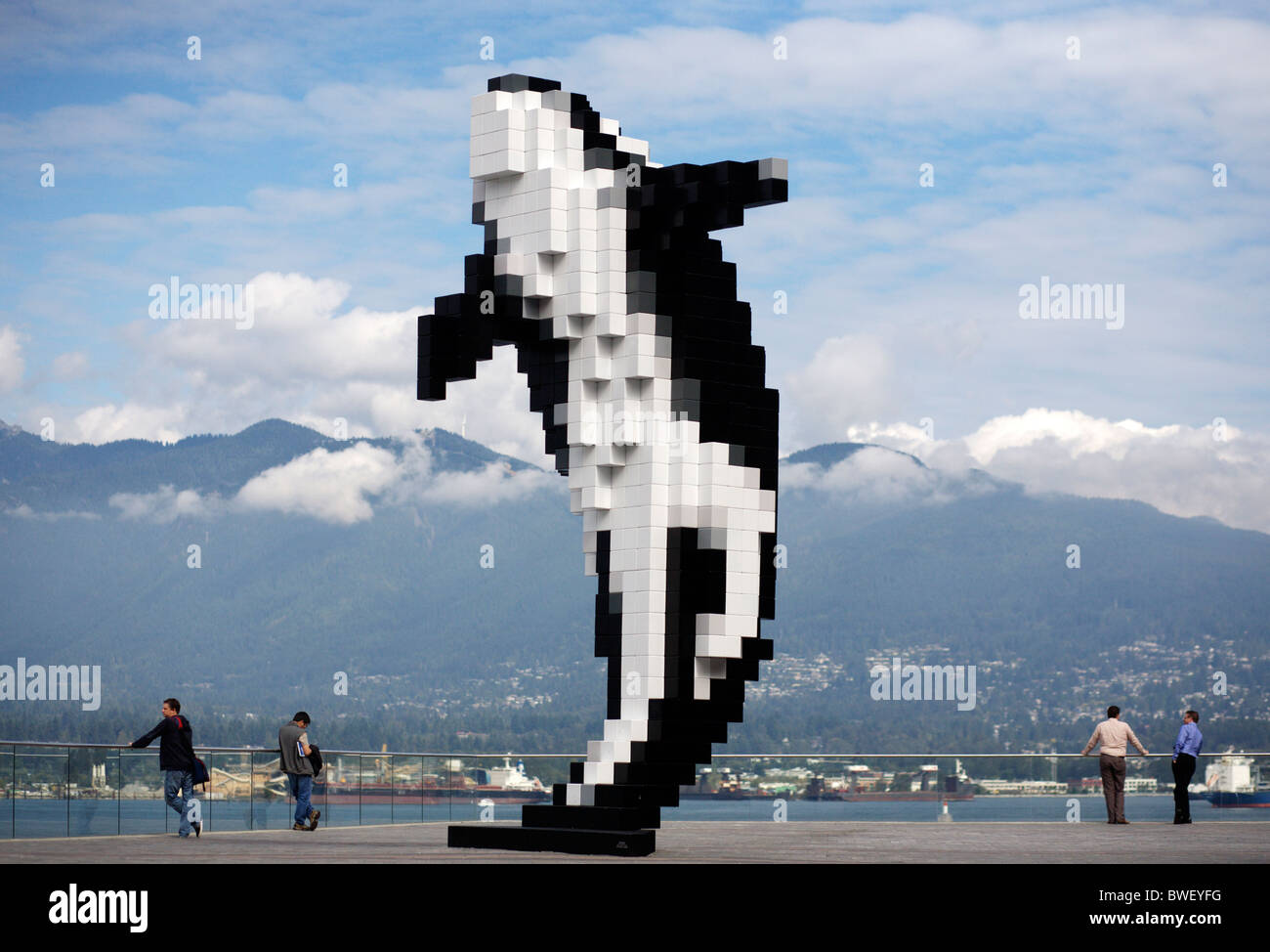 Whale Sculpture Stock Photos & Whale Sculpture Stock Images - Alamy