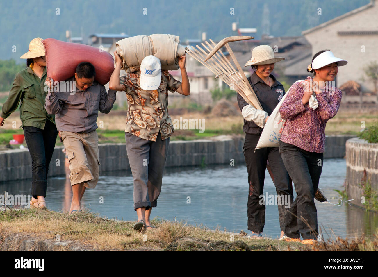 China peasants hires stock photography and images Alamy