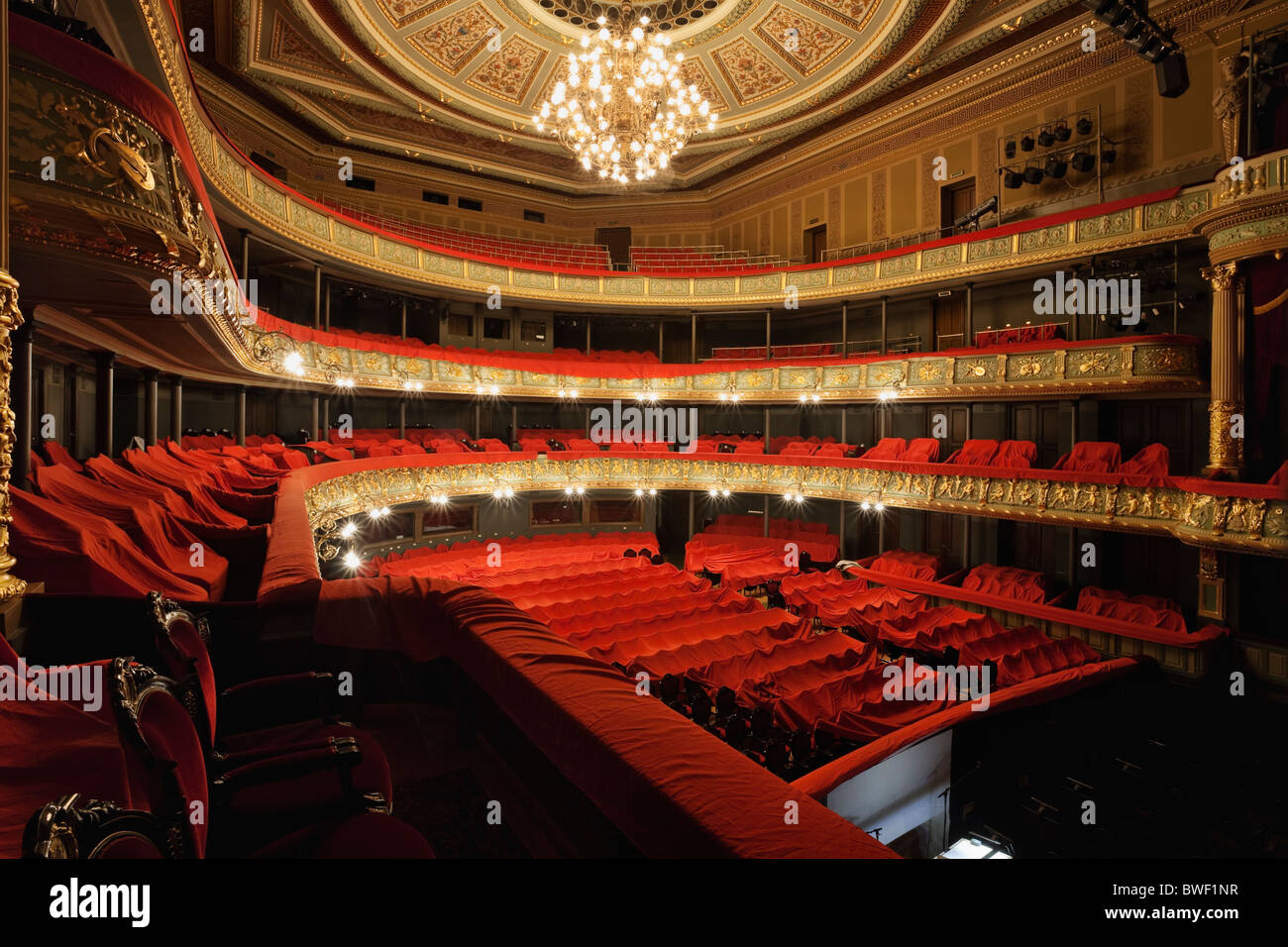 Opera house interior hi-res stock photography and images - Alamy