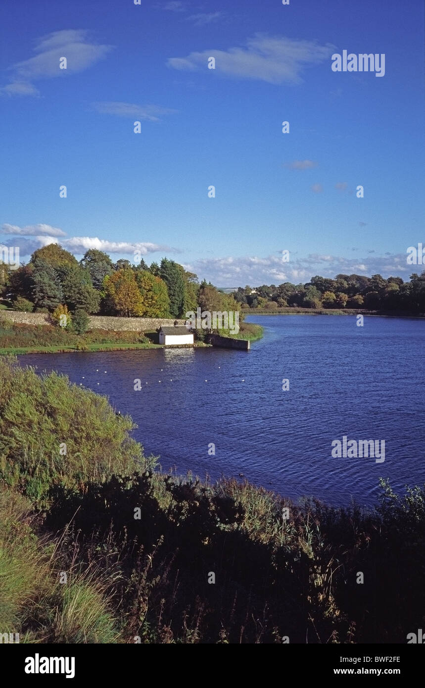 Duddingston Loch in Autumn, Edinburgh, Scotland Stock Photo - Alamy