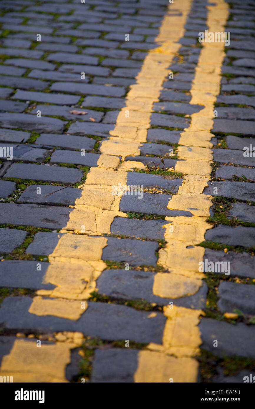 double yellow lines indicating prohibited parking restriction on a