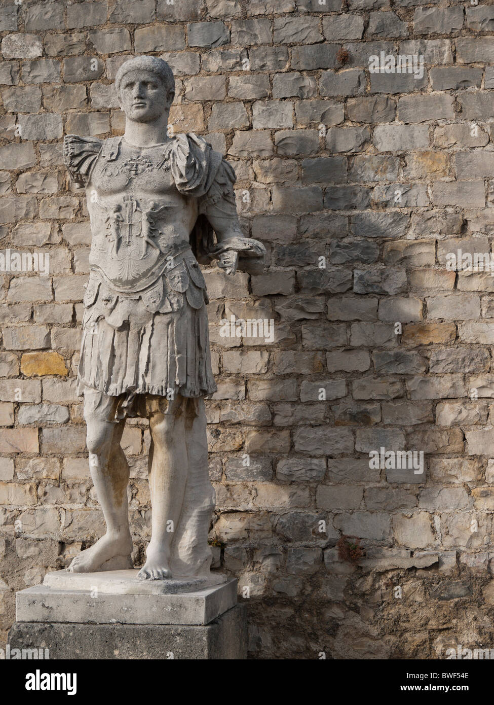 Roman soldier statue hires stock photography and images Alamy