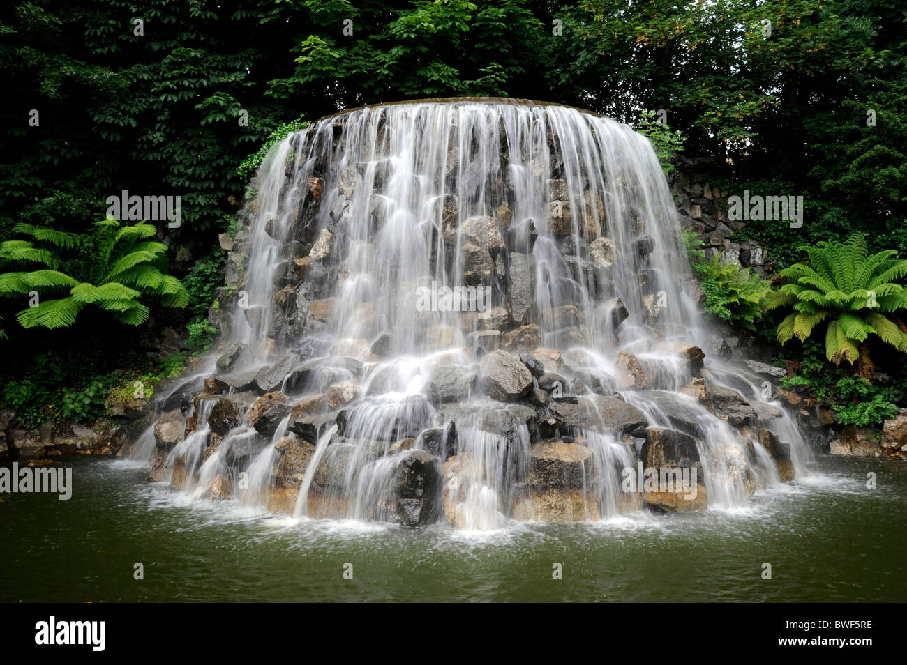 Fountain in Iveagh gardens, Dublin, Ireland Stock Photo Alamy
