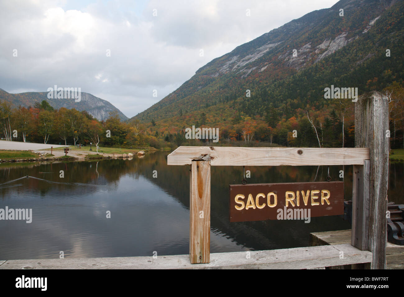 Crawford Notch State Park Willey Pond Which Is Located Along The Saco