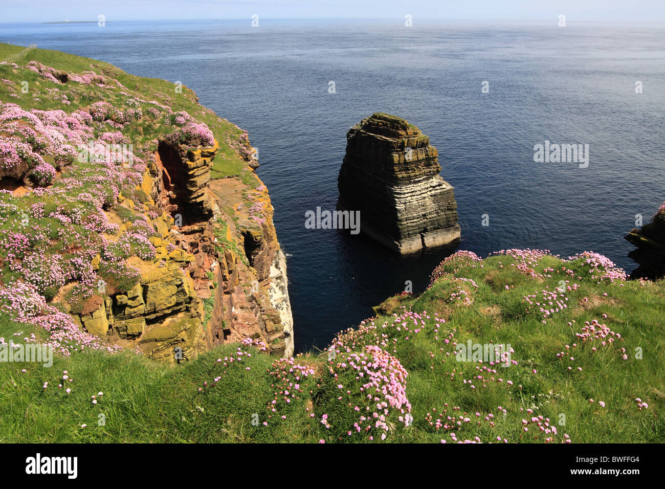 UK Scotland Highland Caithness The Pentland Firth and Rock Stack at Duncansbyhead Stock Photo