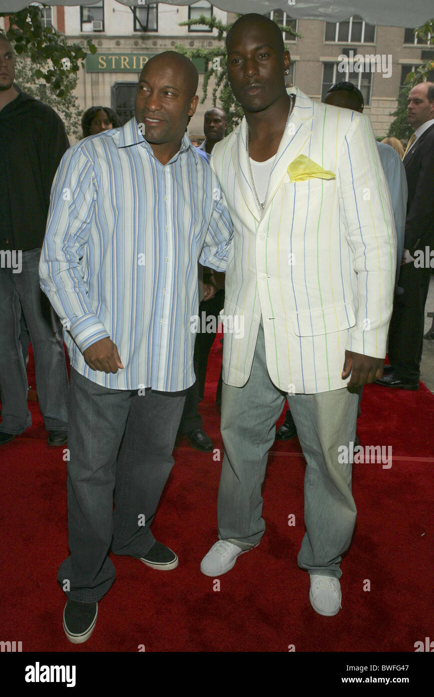 Four brothers 2005 tyrese gibson hires stock photography and images