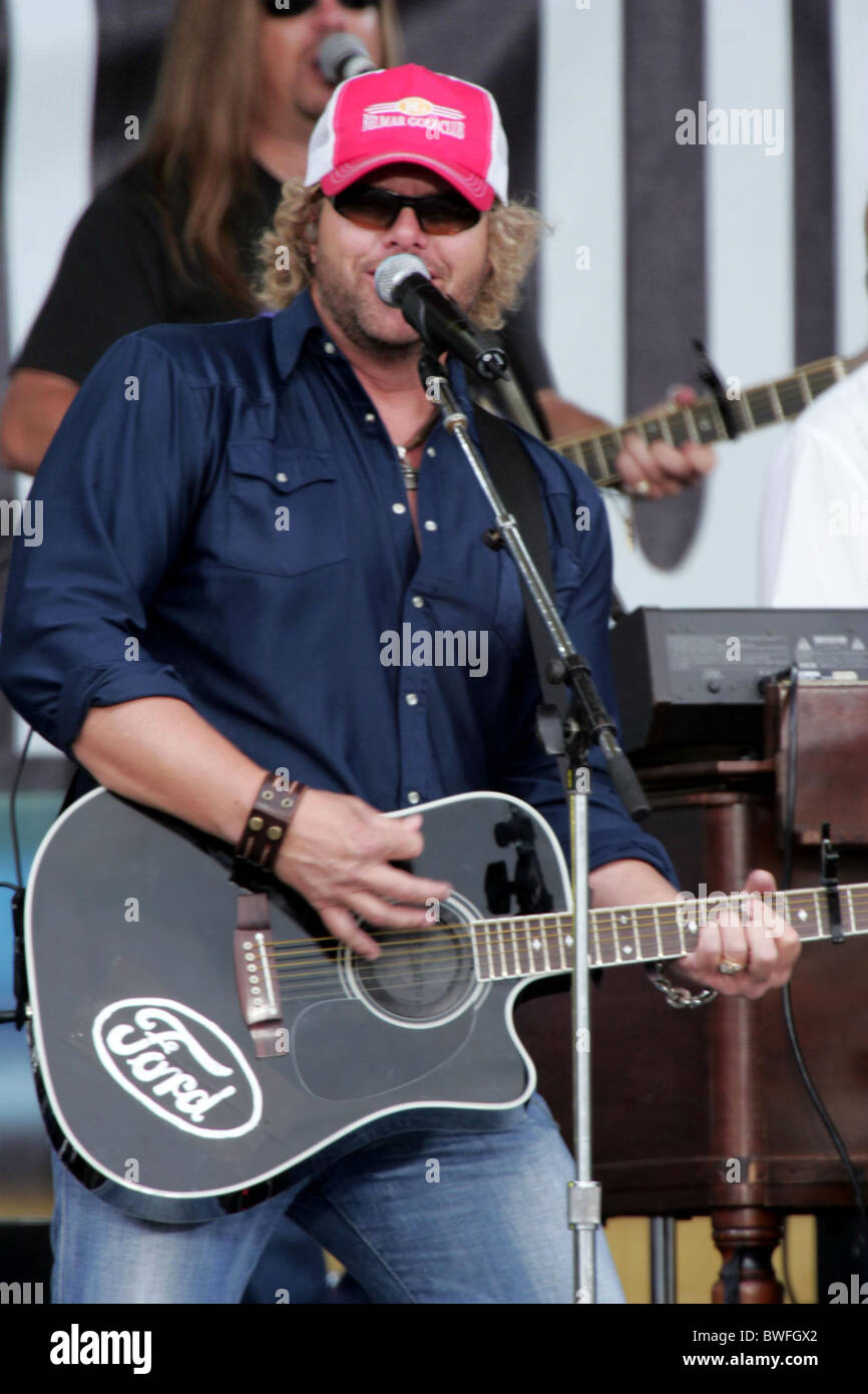 Live 8 Concert Stock Photo Alamy