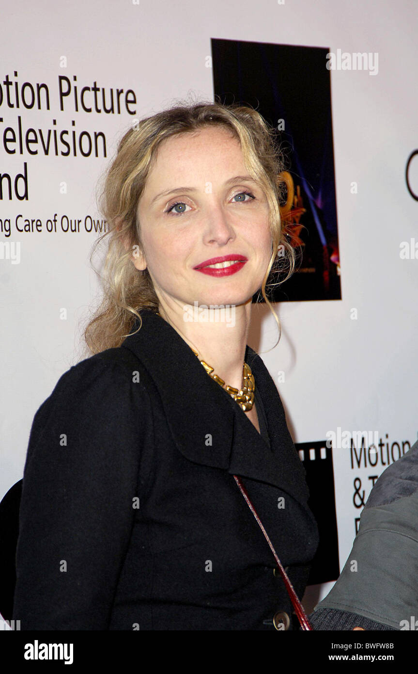 WALK THE LINE Motion Picture & Television Fund Benefit Stock Photo Alamy