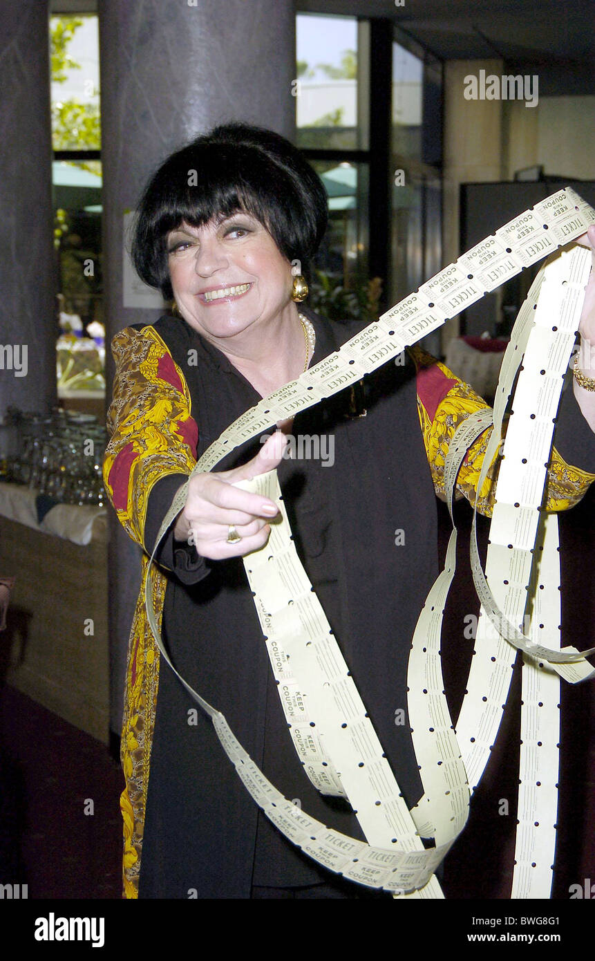 Actors for Animals Celebrity Roast of Betty White Stock Photo Alamy