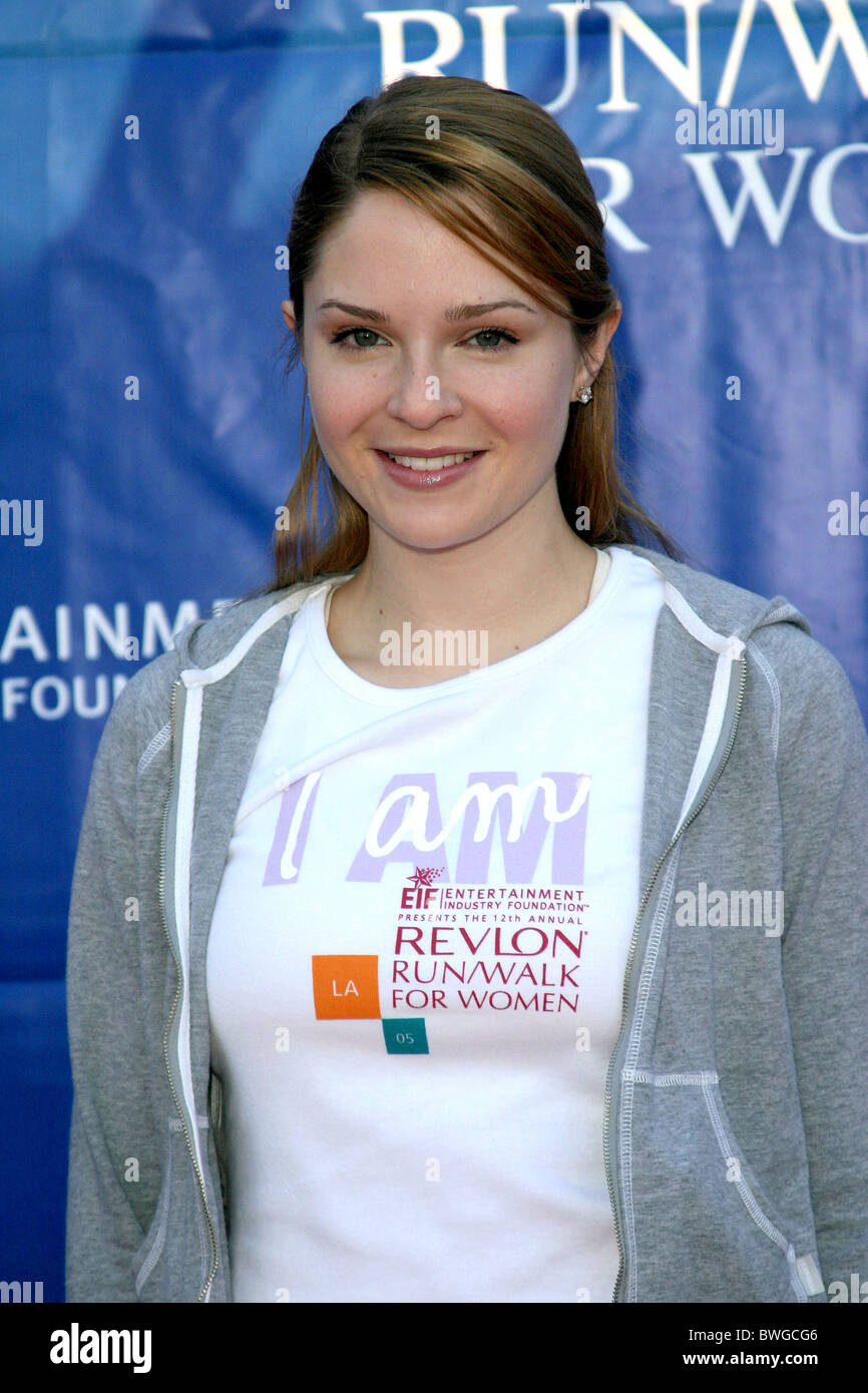 Revlon run walk 2005 hi-res stock photography and images - Alamy