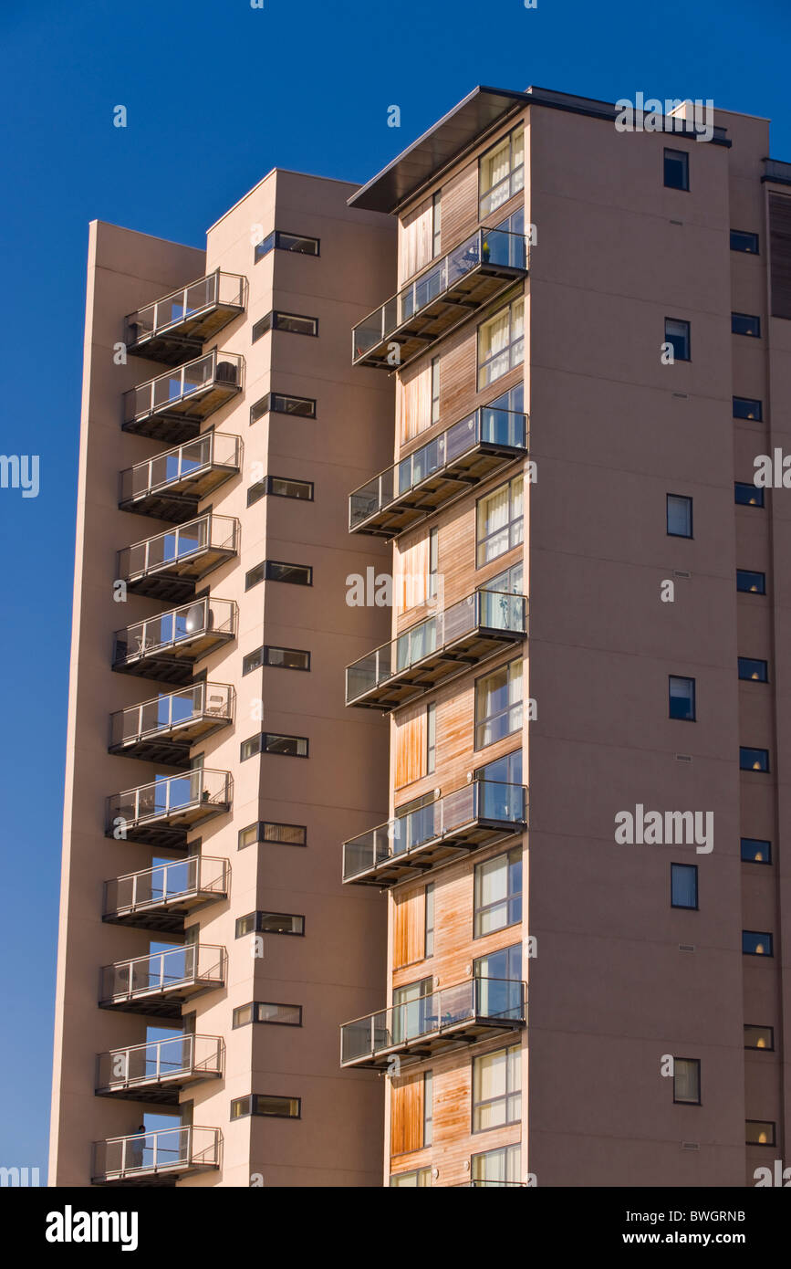 Cardiff bay apartments hires stock photography and images Alamy