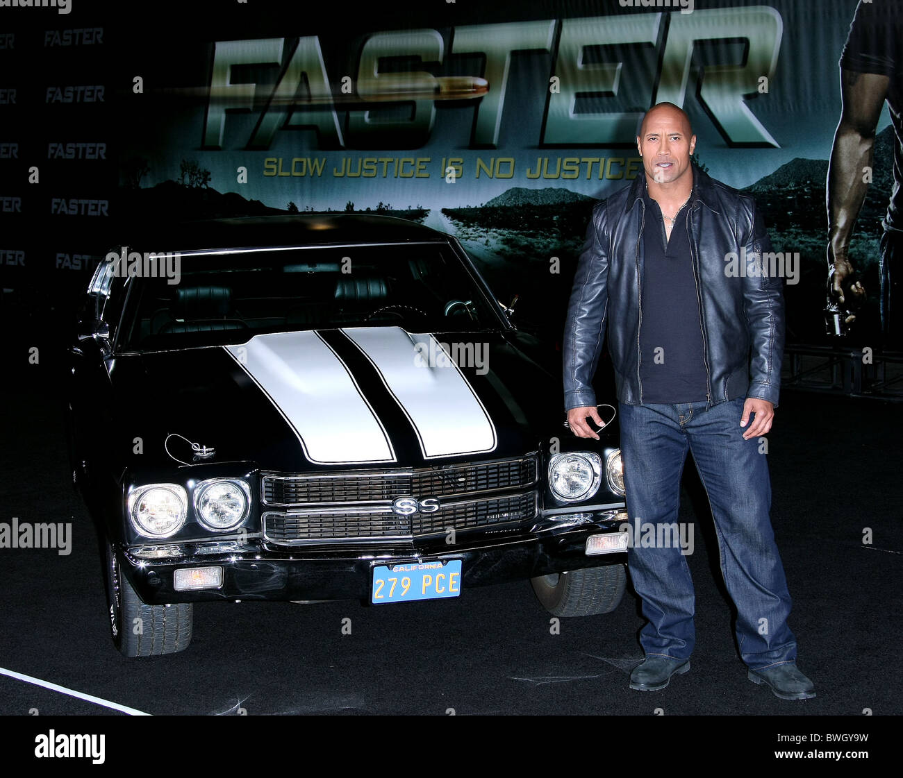 DWAYNE JOHNSON AKA THE ROCK FASTER CBS FILMS PREMIERE HOLLYWOOD LOS ANGELES  CALIFORNIA USA 22 November 2010 Stock Photo - Alamy