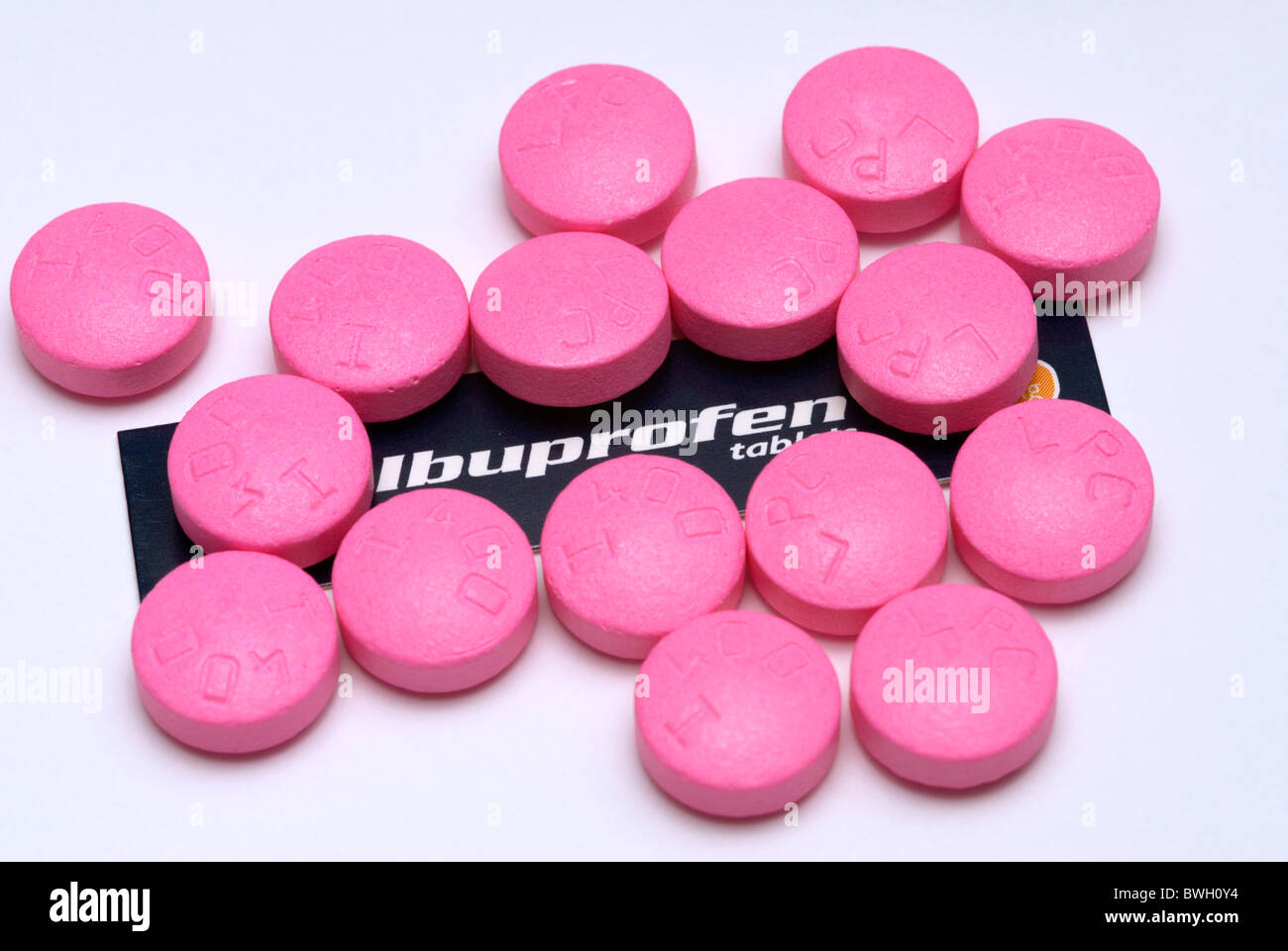 Generic image of Ibuprofen, pain relief tablets Stock Photo Alamy