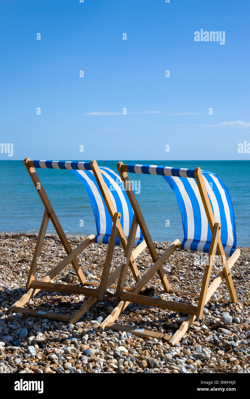 British deck chairs beach hi-res stock photography and images - Alamy