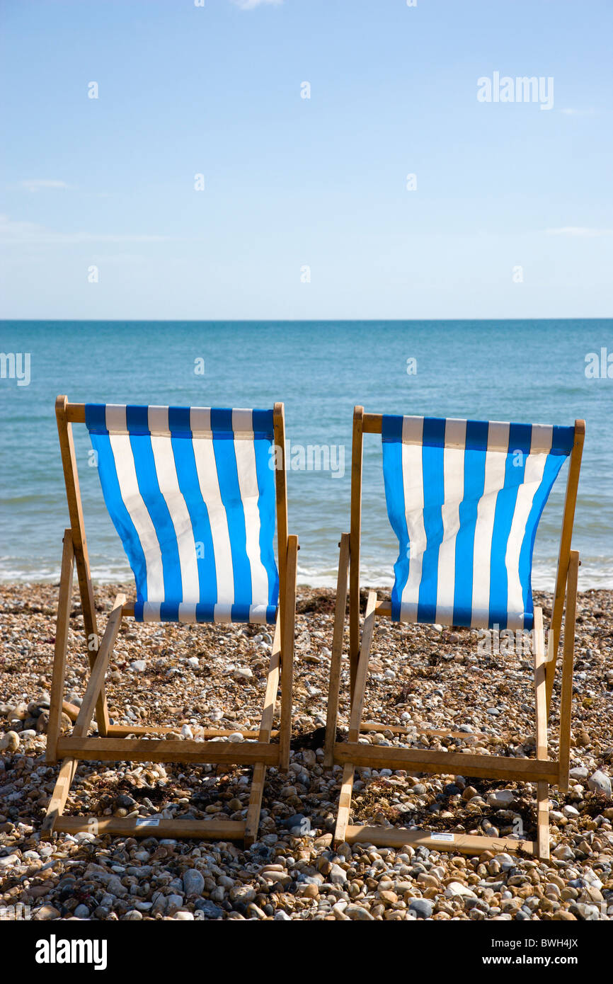 British deck chairs beach hi-res stock photography and images - Alamy