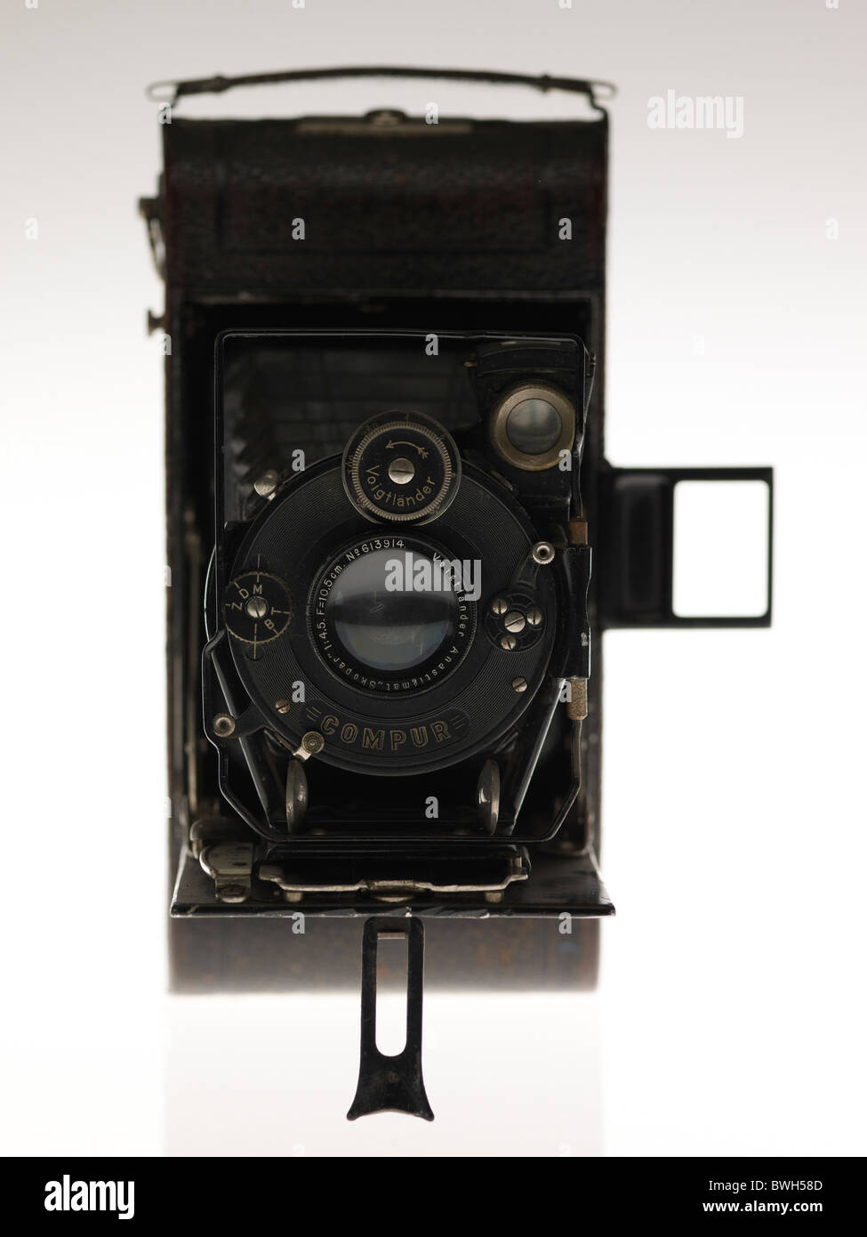 Antique baseboard camera, Voigtlander Stock Photo - Alamy