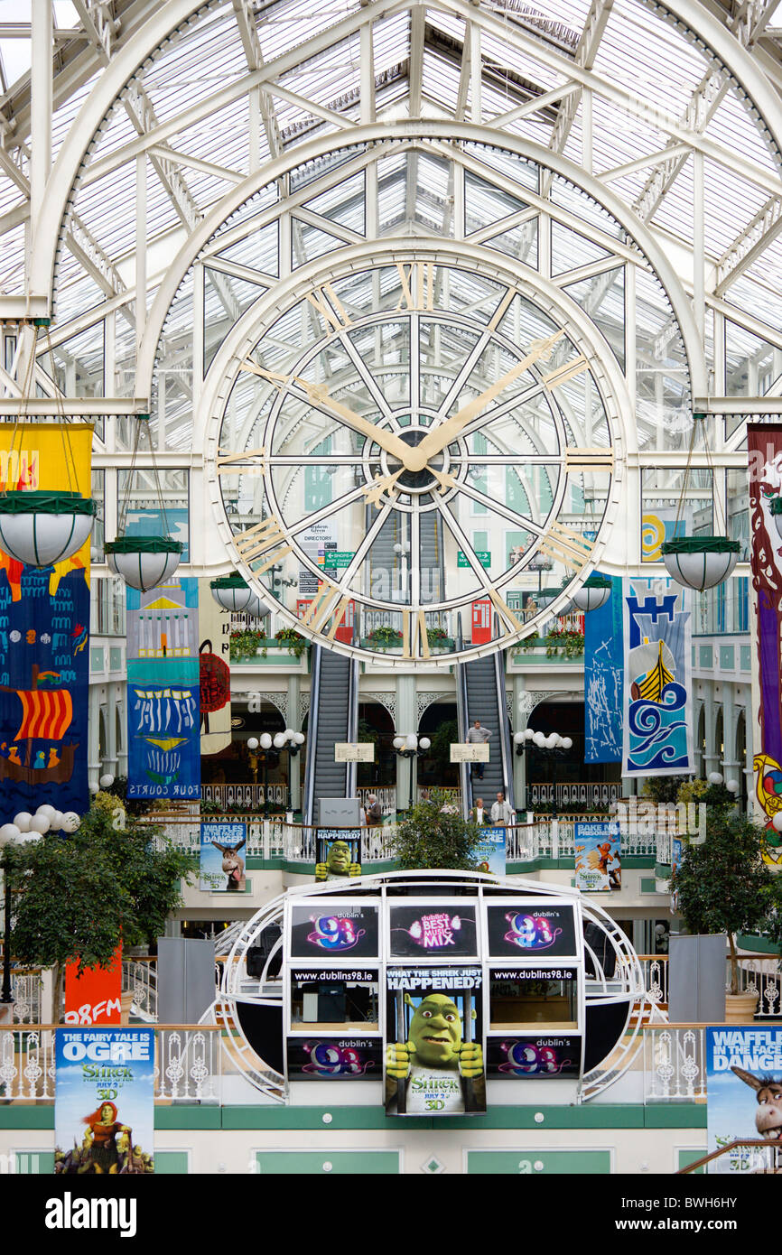 Ireland, County Dublin, Dublin City, The interior of Saint Stephen's Green shopping mall with a large clock. Stock Photo
