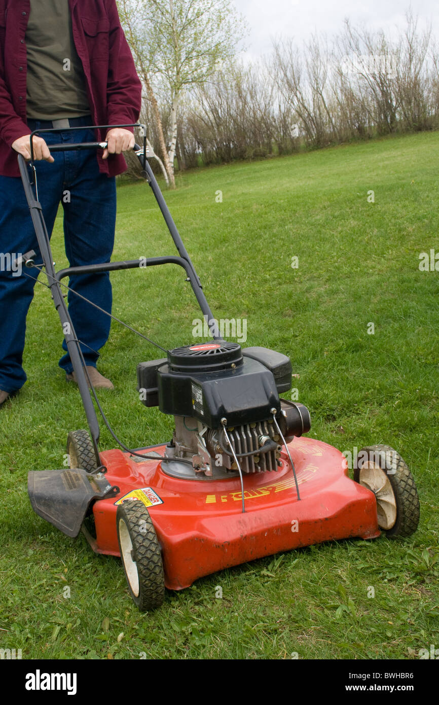 Mower Lawnmower Petrol Hires Stock Photography And Images Alamy