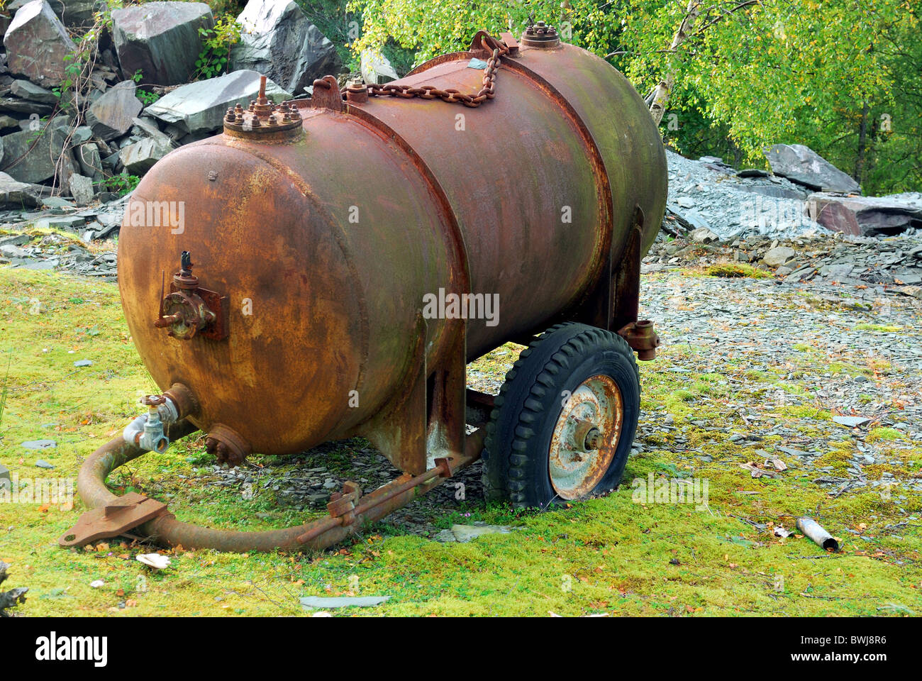 Bowser Stock Photos & Bowser Stock Images - Alamy