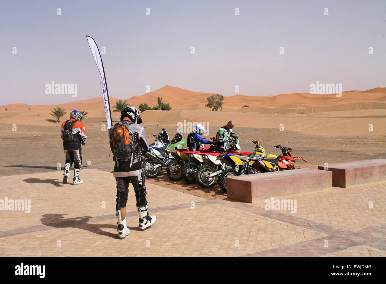 motor sport moto cross Enduro adventure Motrrad motorcycles motorbikes desert Sahara Merzouga Morocco Africa Stock Photo
