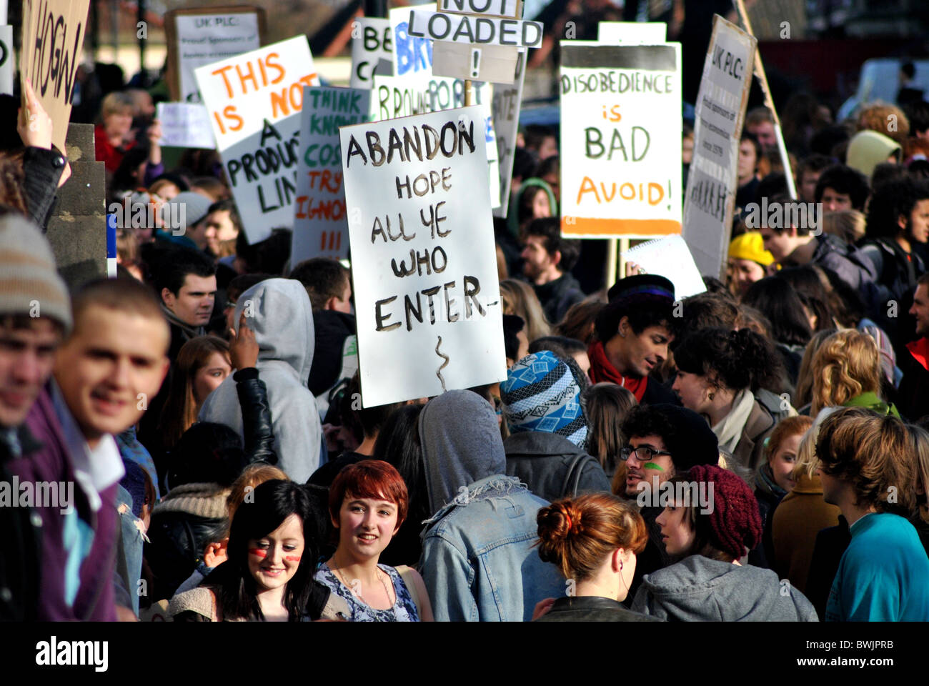Students with placards protest rising tuition fees at the University of Bristol Stock Photo