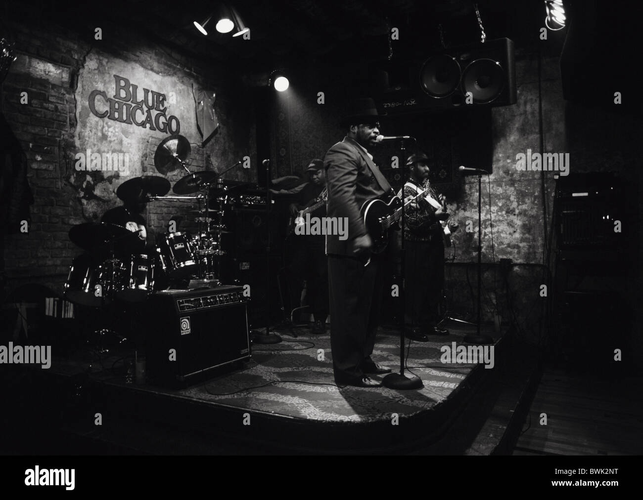 Chicago blues band live hi-res stock photography and images - Alamy