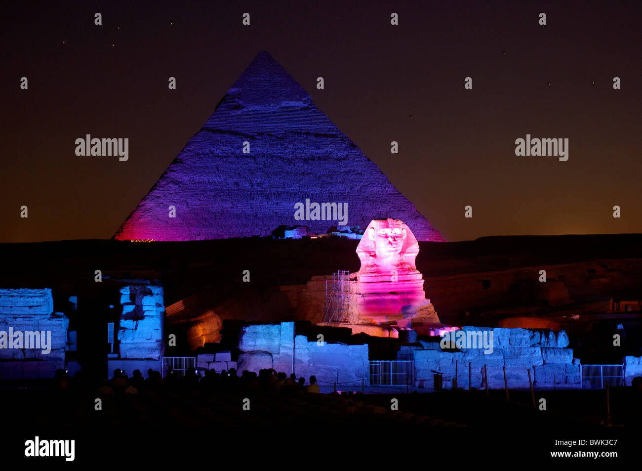 sphinx Gizeh pyramids at night night projection pyramid tourism sound ...