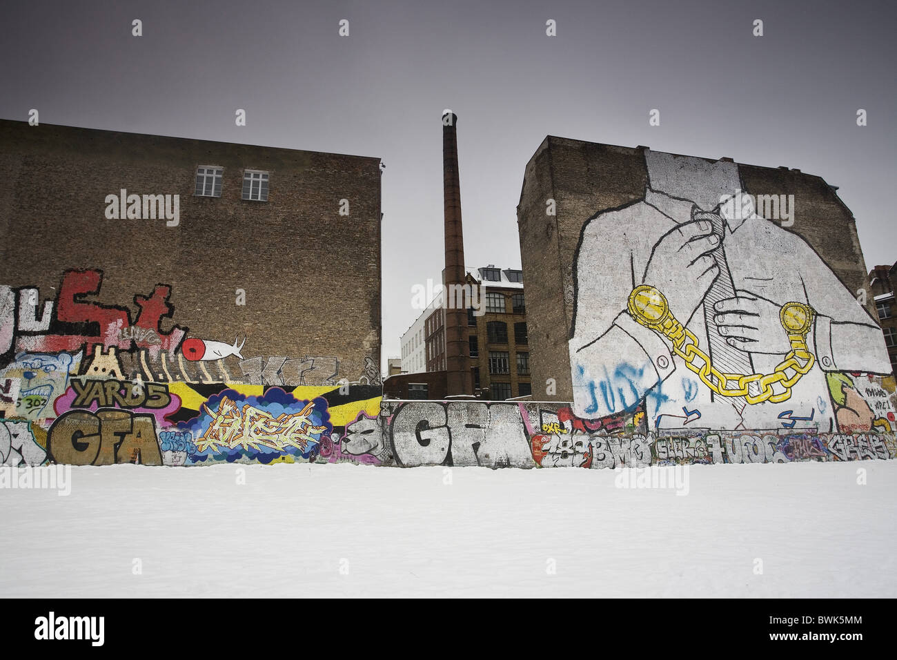 Wallpainting on the side of a building, Kreuzberg, Berlin, Germany Stock Photo
