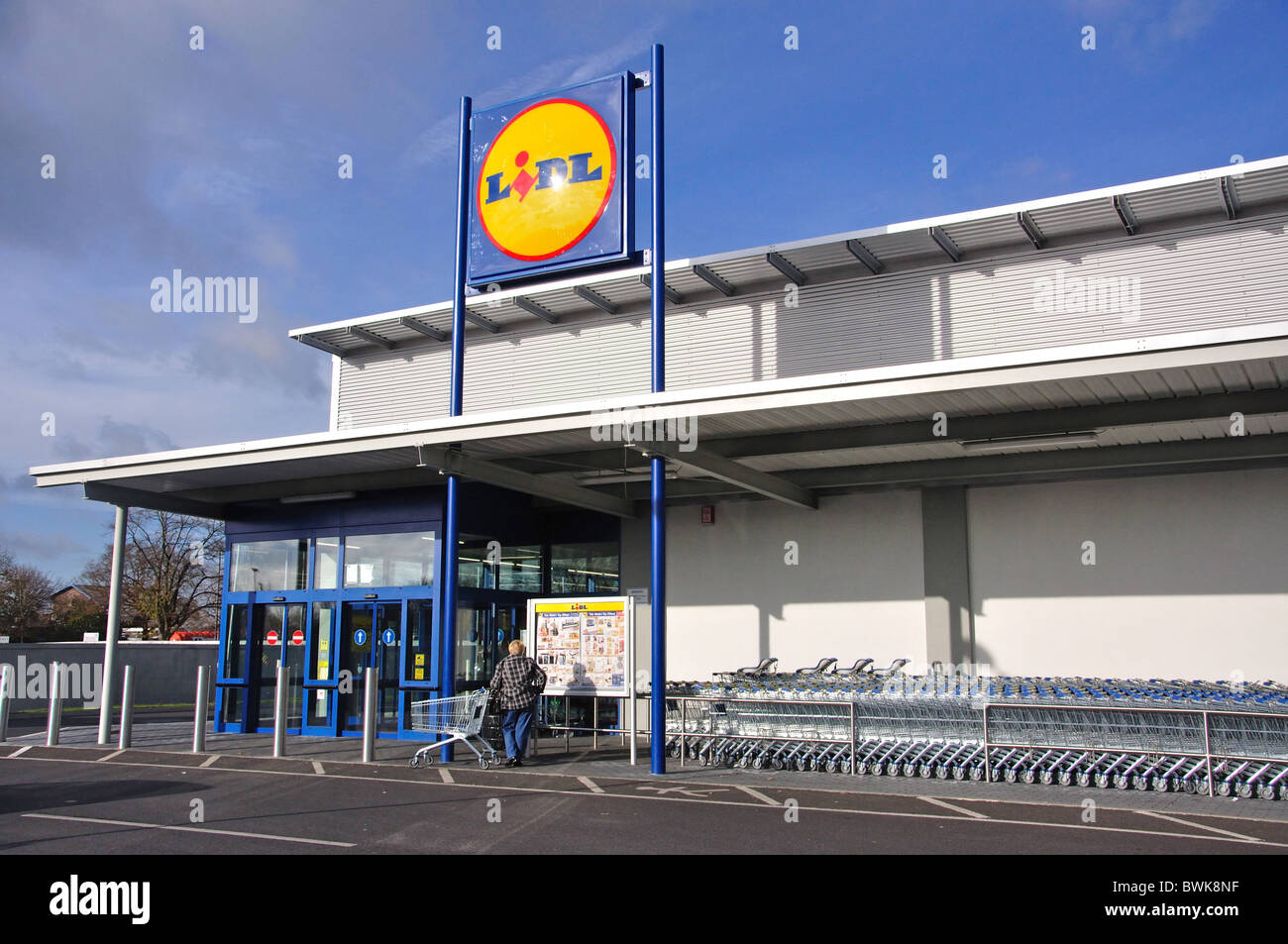 Lidl Supermarket, Chapel Street, Swindon, Wiltshire, England, United Kingdom Stock Photo