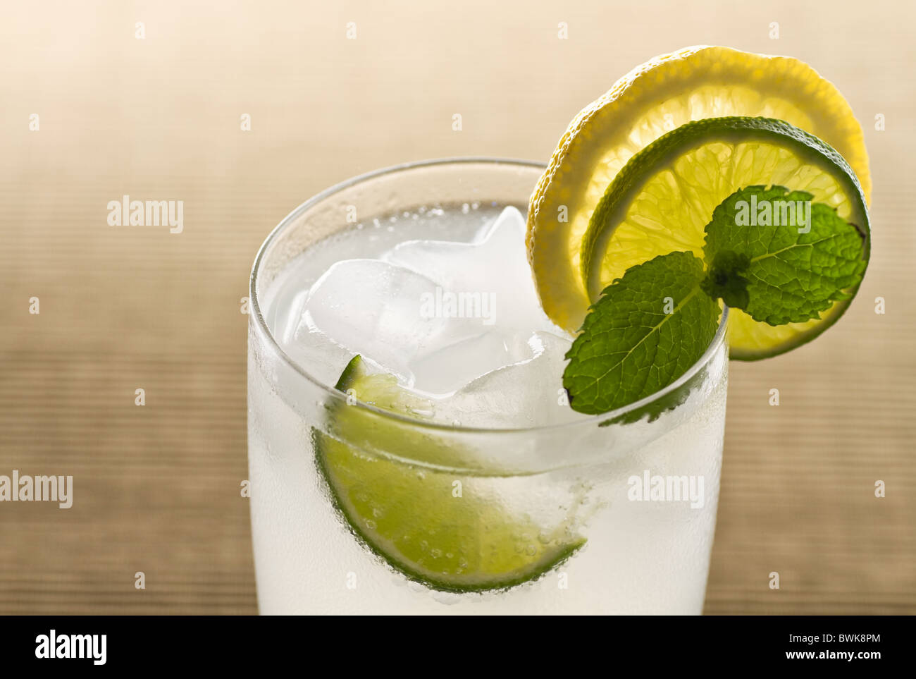 Drink fizzy lime ice hi-res stock photography and images - Alamy