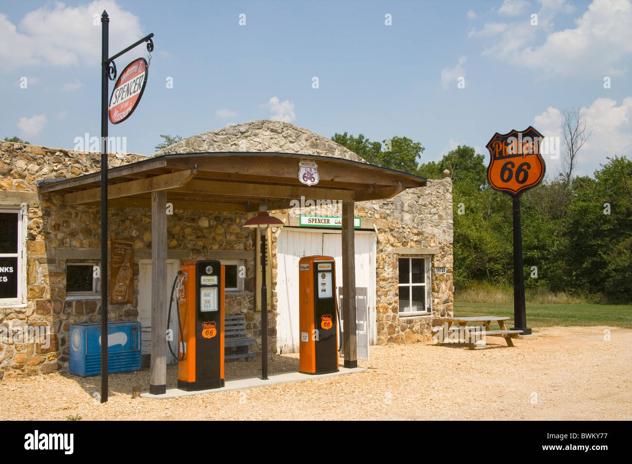 spencer missouri route 66 gas station Stock Photo Alamy