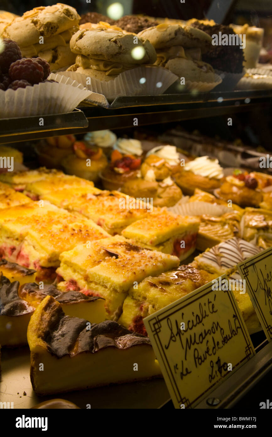 French patisserie cakes Stock Photo - Alamy