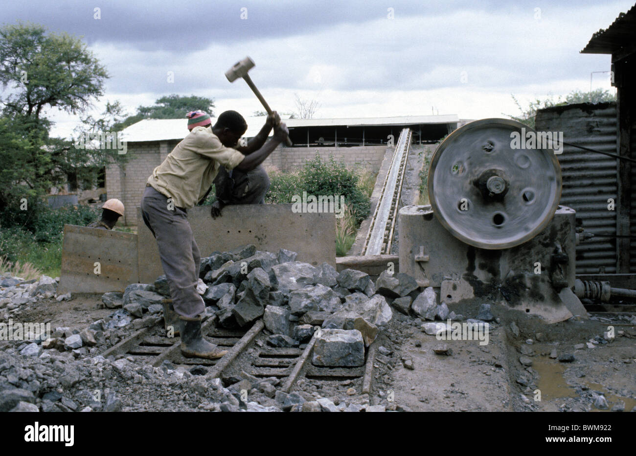 Zimbabwe. Gold Mine near Que Que-now Kwe Kwe- when Zimbabwe was
