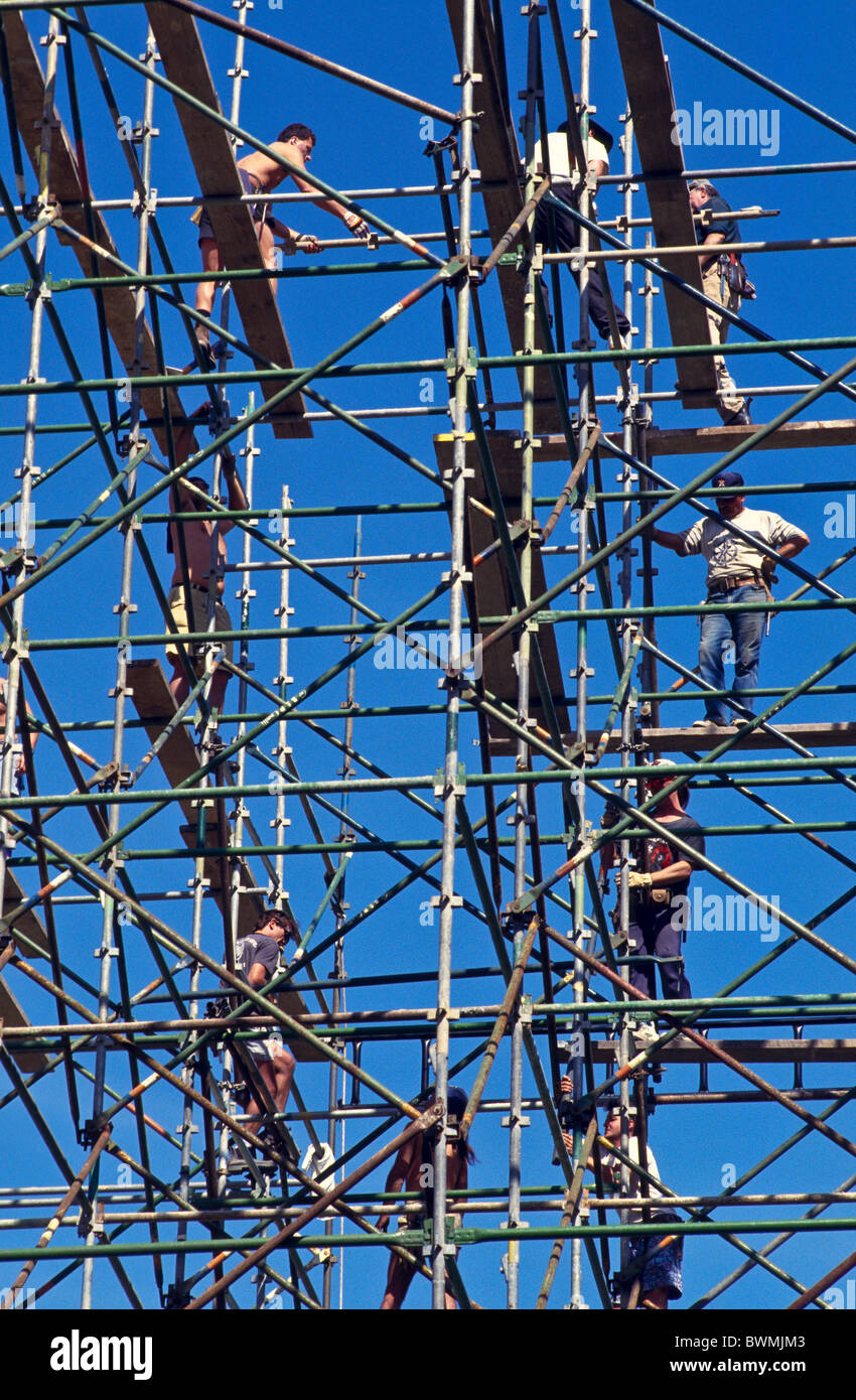 Men on scaffolding, Australia Stock Photo Alamy