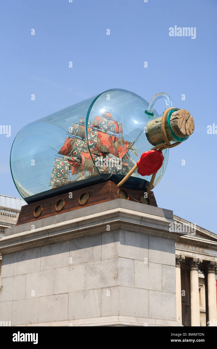 Nelson's Ship in a bottle by Yinka Shonibare on the fourth plinth in Trafalgar Square Stock Photo