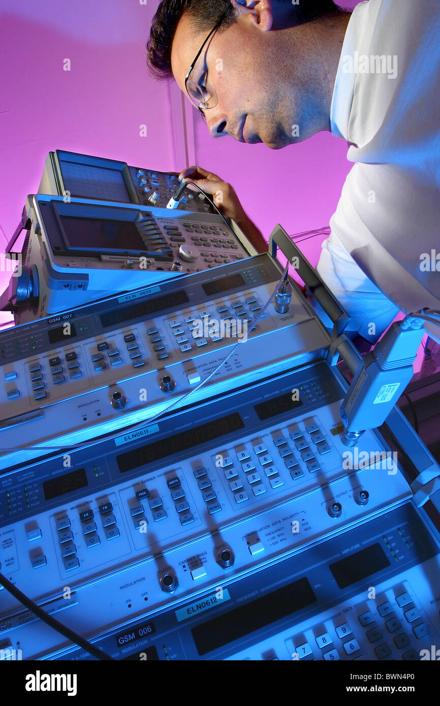 Electronics engineer hi-res stock photography and images - Alamy