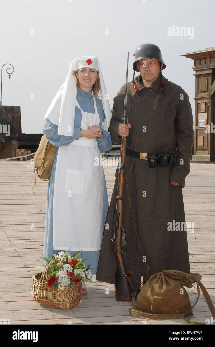 Old fashioned nurse hat hi-res stock photography and images - Alamy