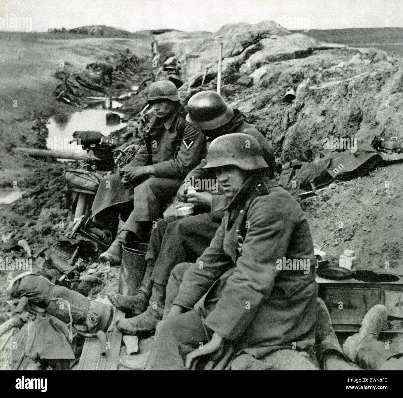 German soldiers Siege of Leningrad 1942 history historical historic Second World War World War II Saint