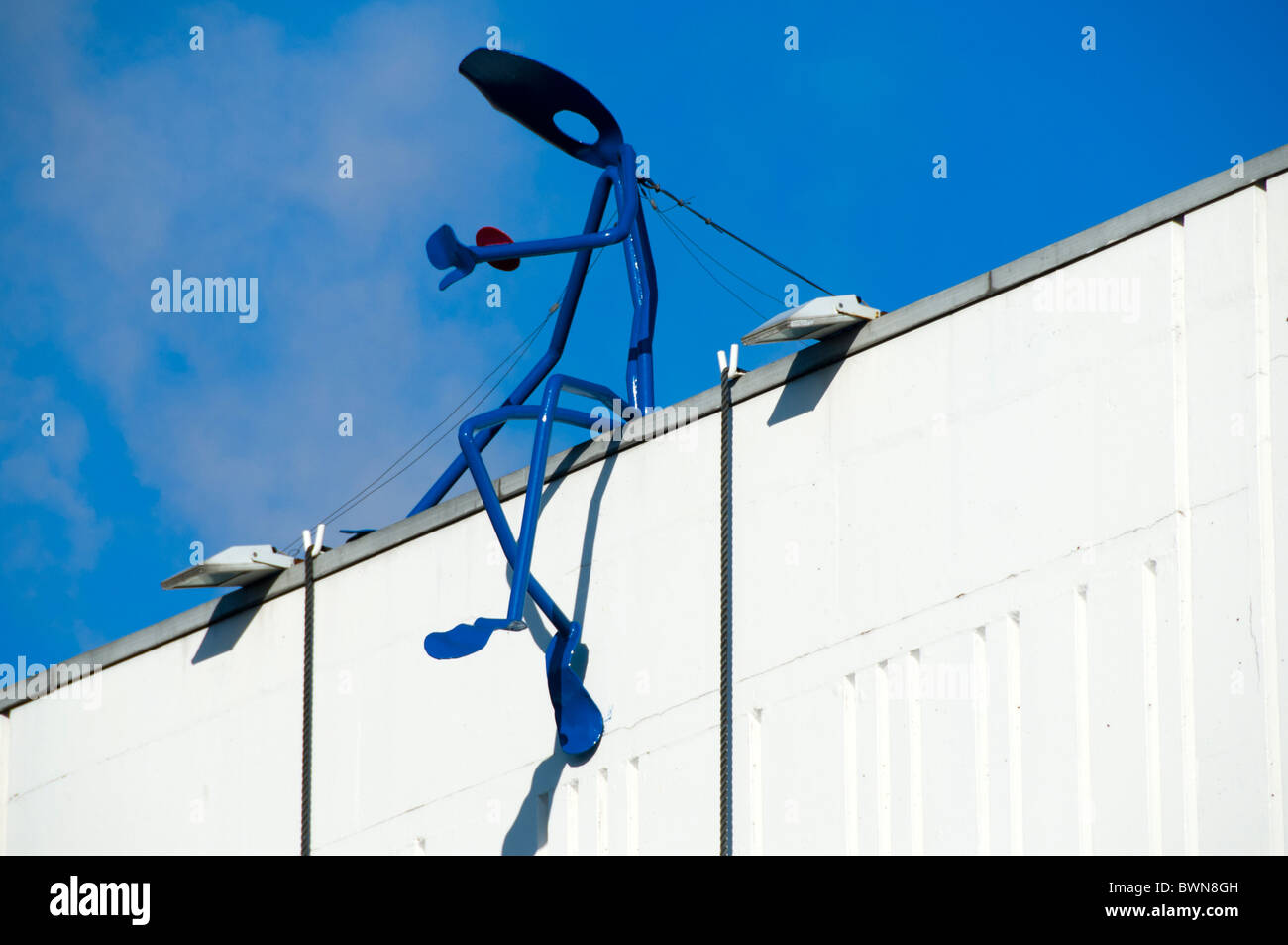 Detail from Graduate Training, a sculpture by Adam Reynolds, on Arthur