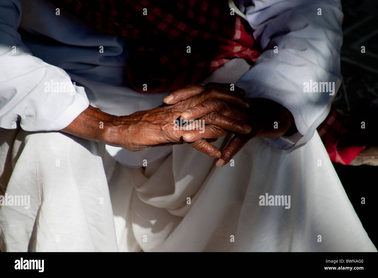old man s hands Stock Photo - Alamy