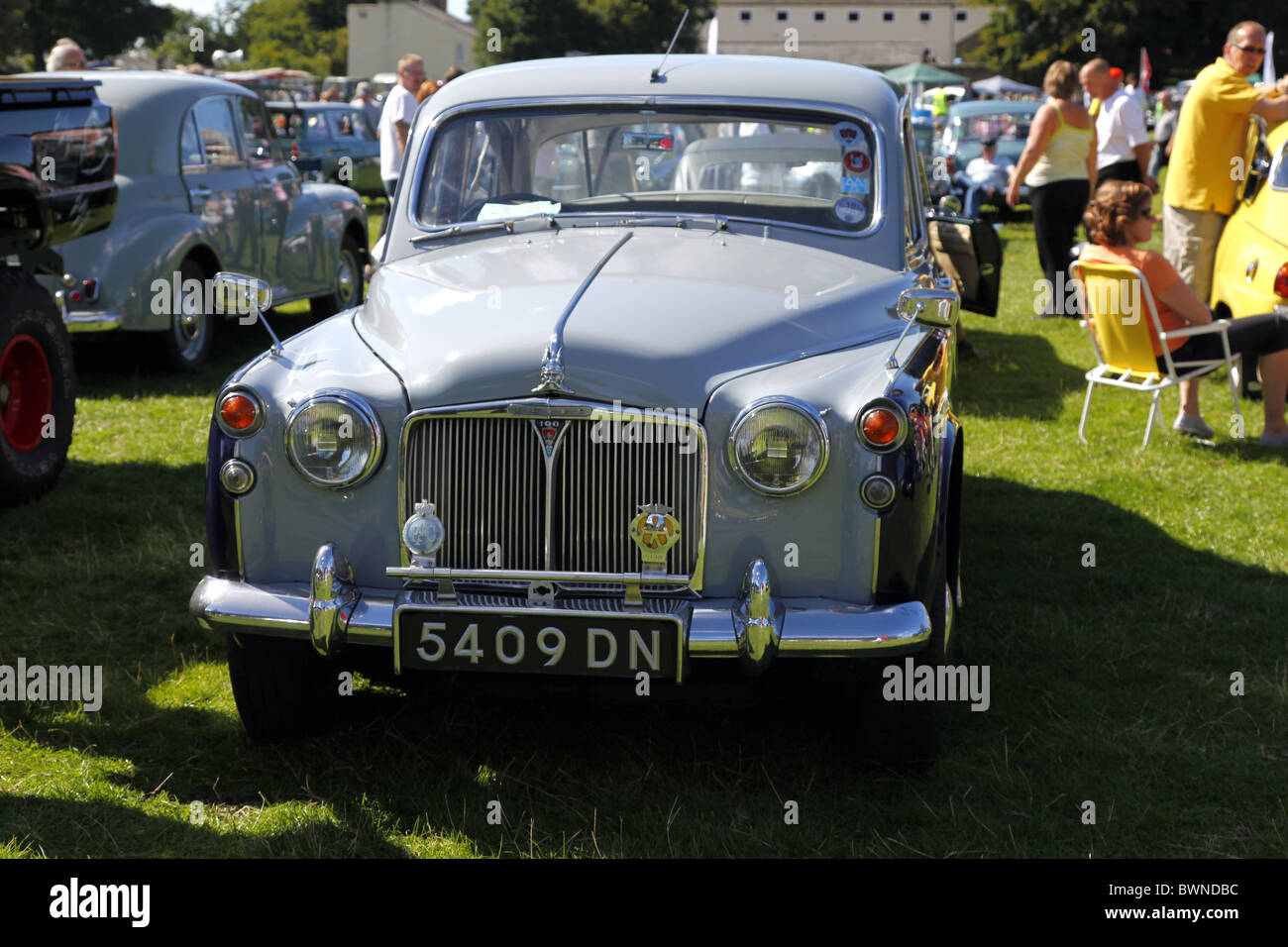 1960'S ROVER 100 CLASSIC CAR STAINDROP YORKSHIRE RABY CASTLE STAINDROP ...