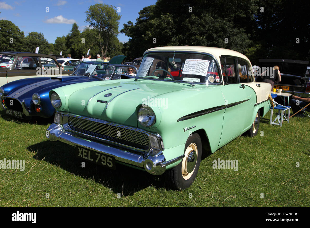1958 VAUXHALL VICTOR SERIES I STAINDROP YORKSHIRE RABY CASTLE STAINDROP NORTH YORKSHIRE STAINDROP NORTH YORKSHIRE 22 August 2 Stock Photo