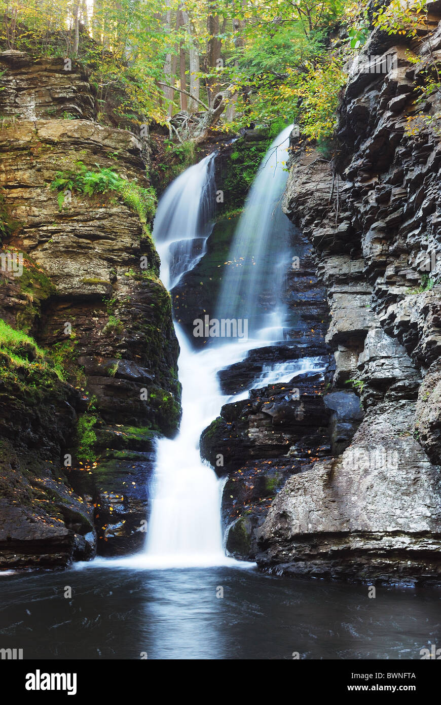 Waterfall in mountain hi-res stock photography and images - Alamy