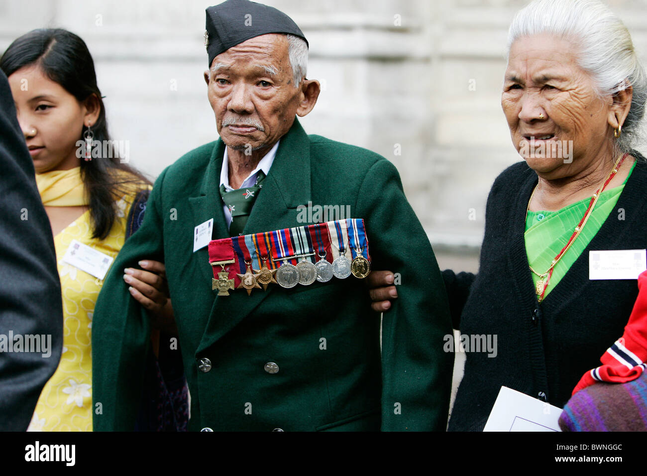 Lachhiman Gurung with VC at  Service of Thanksgiving for Gallantry and Valour for Victoria Cross and George Cross Association Stock Photo