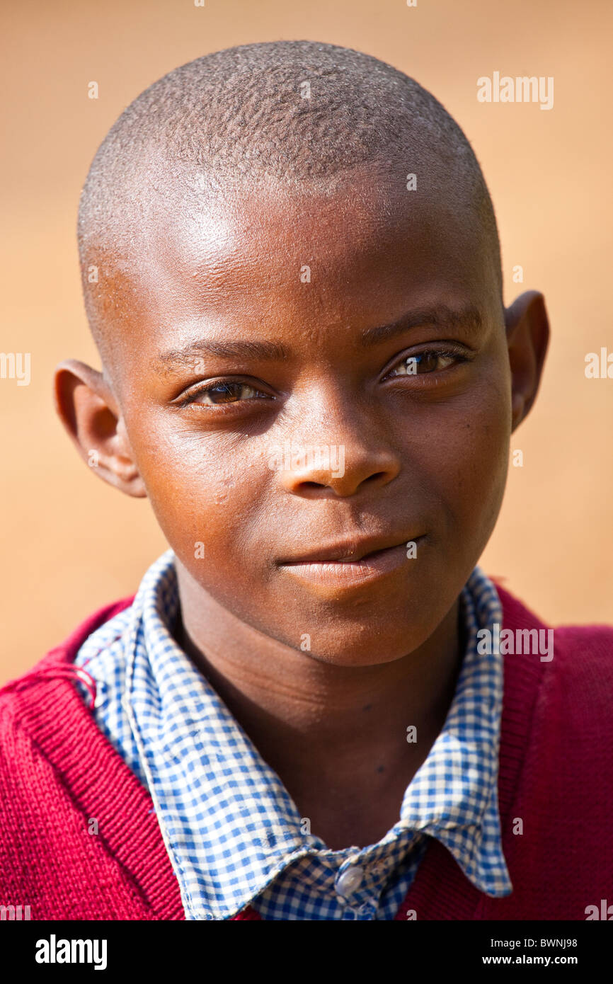 Kenya child uniform hires stock photography and images Alamy