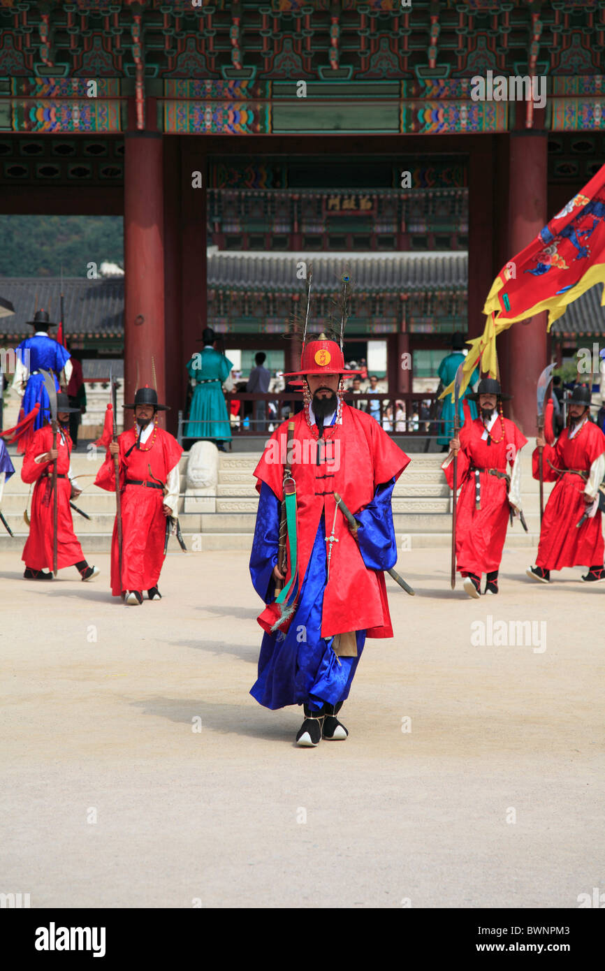 Changing of the guards, Gyeongbokgung Palace, Palace of Shining