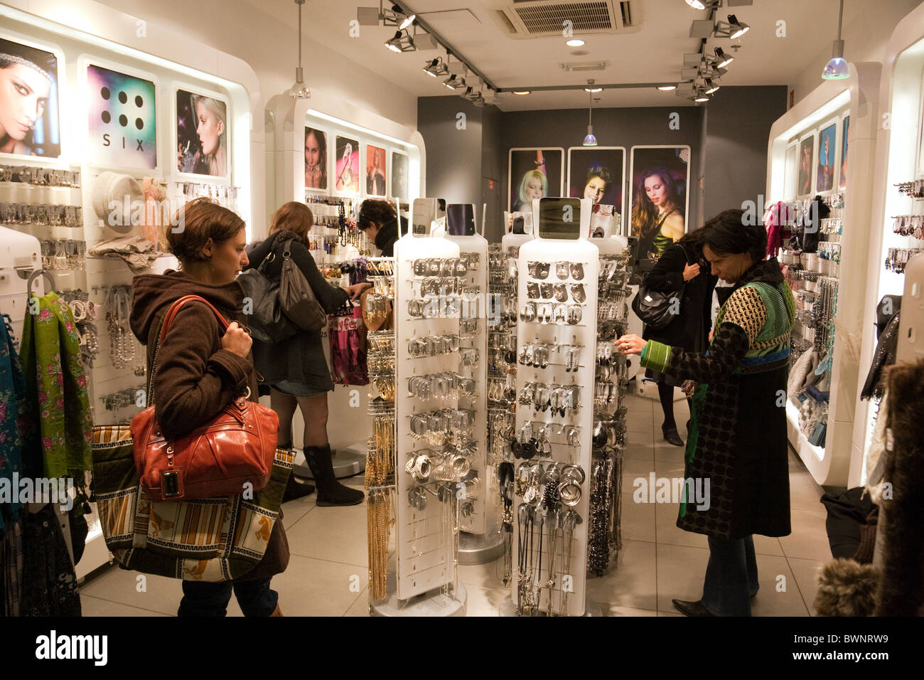 People buying jewellery in a store in the Louvre, Paris France Stock - Alamy