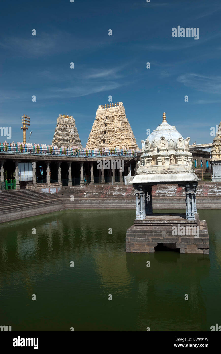 The Sri Ekambaranathar Temple with tank ;represents the Prithvi (Earth) Linga,Shiva;Saivite; kanchipuram. Stock Photo