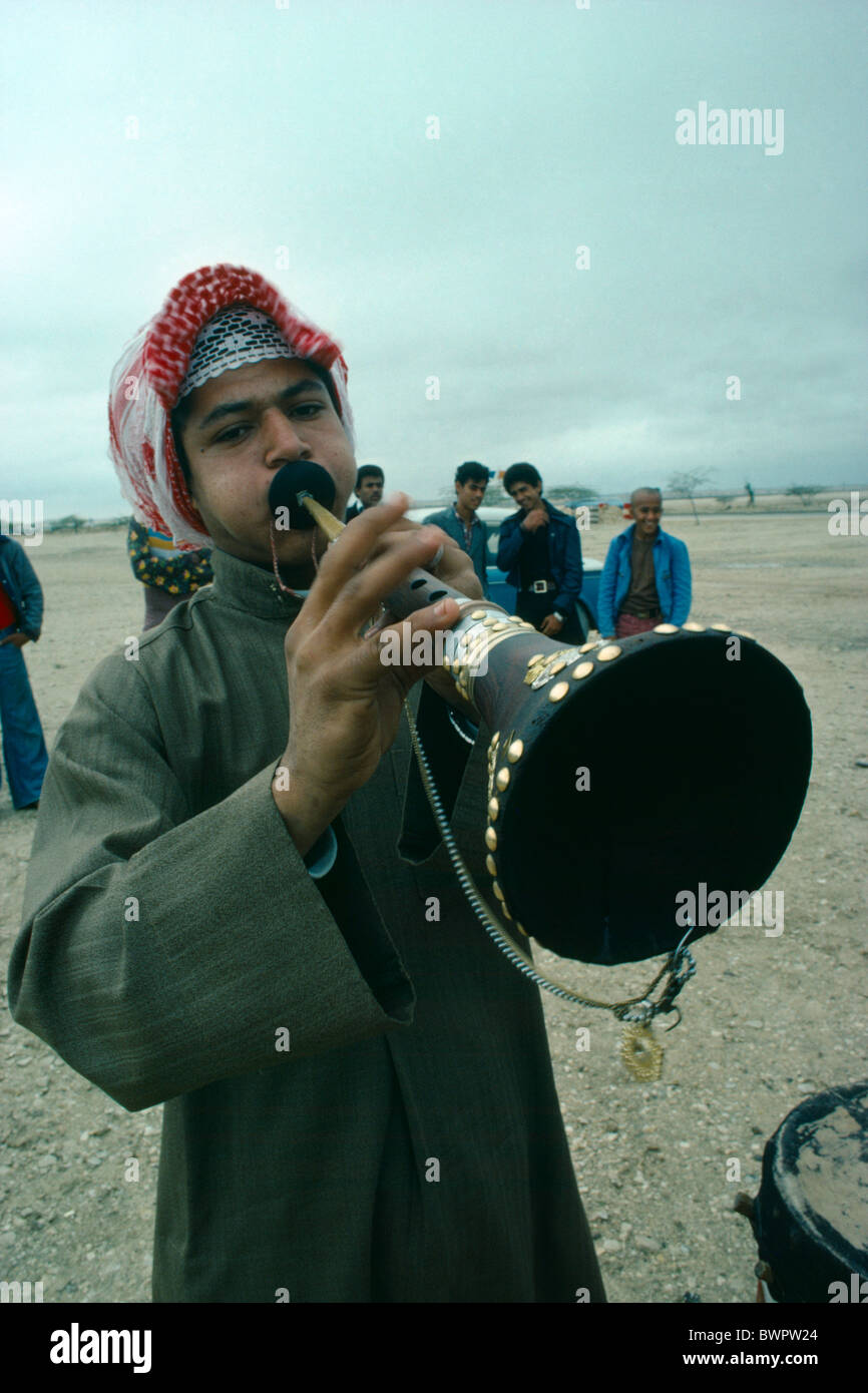 Middle eastern horn instrument deals